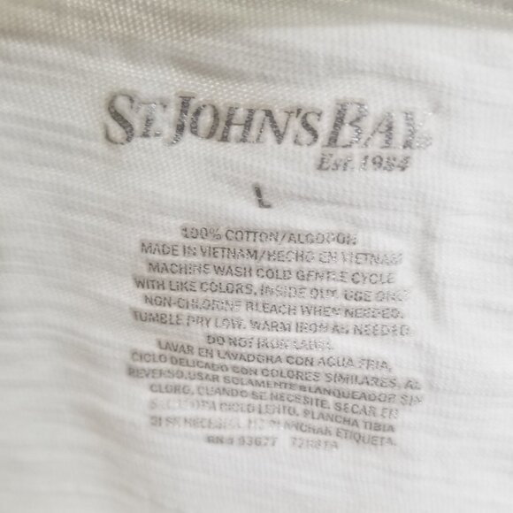white w blue flowers St. John's Bay women's t-shirt - Picture 3 of 4